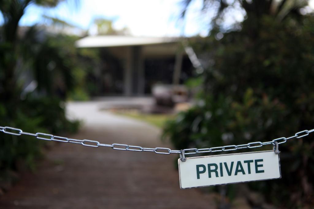Arthouse Beachfront Accommodation Emerald Beach Exterior photo